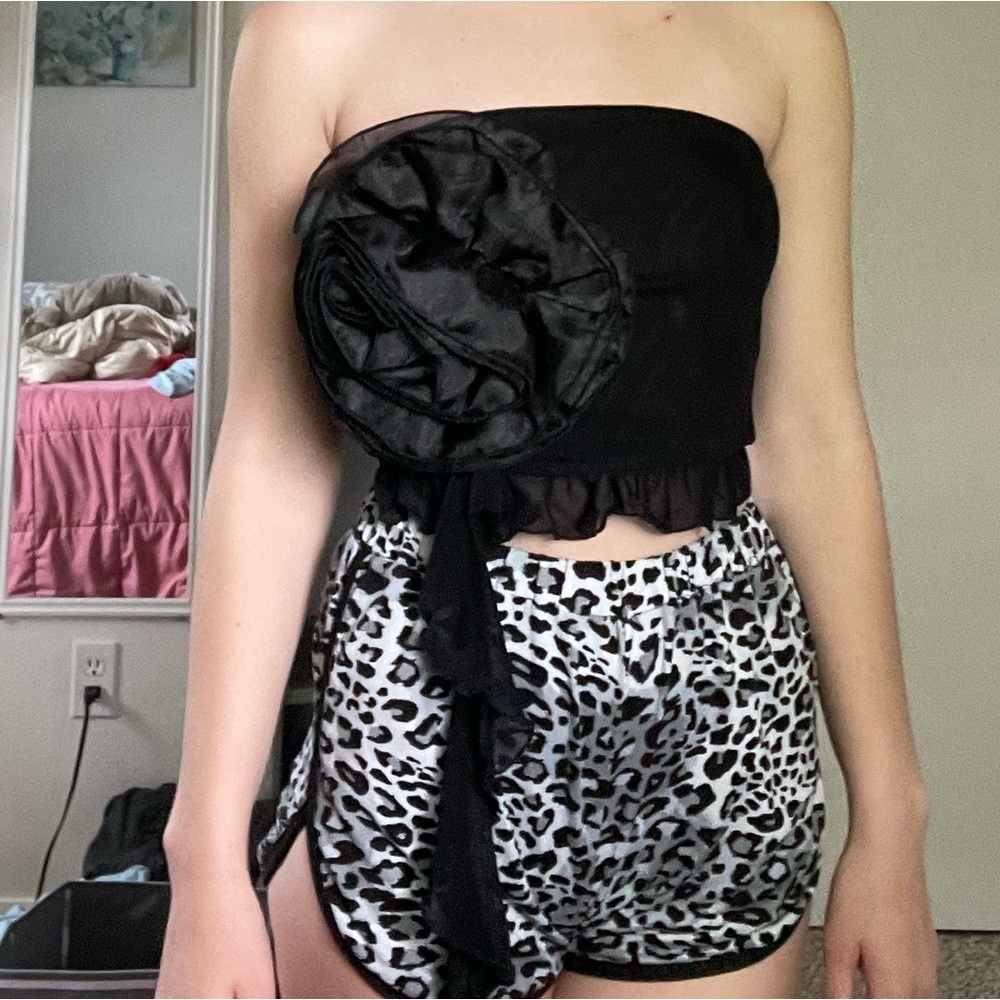 Flower decor tube top